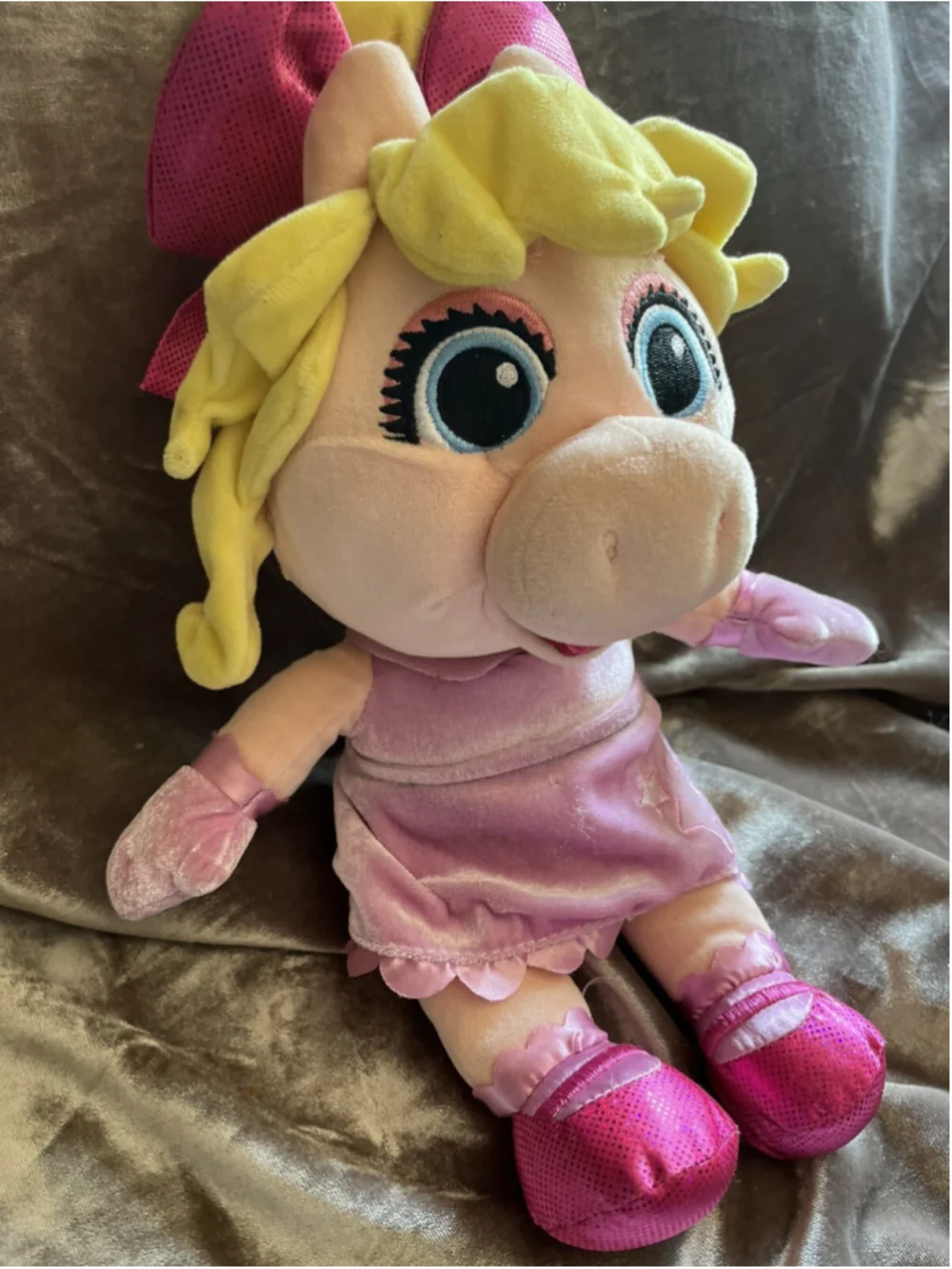 Disney Junior Muppet Babies Miss Piggy 14 inch Plush Stuffed Animal Pal CUTE